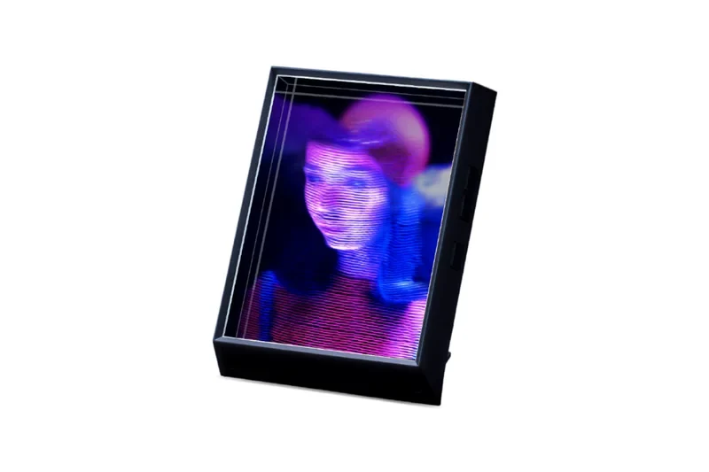 Lookingglass 3D Hologram Display 1